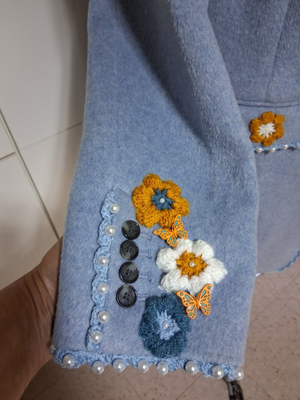 Upcycle Light Blue Crochet Flowers 3/4 Length Coat Size 16 - Picture 7 of 12